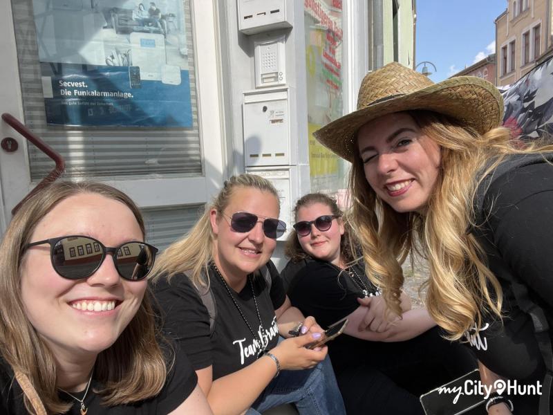 myCityHunt Scavenger Hunt 11